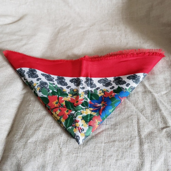 Italian Polyester Shawl Paisley Print Flower Scarf - Picture 6 of 6